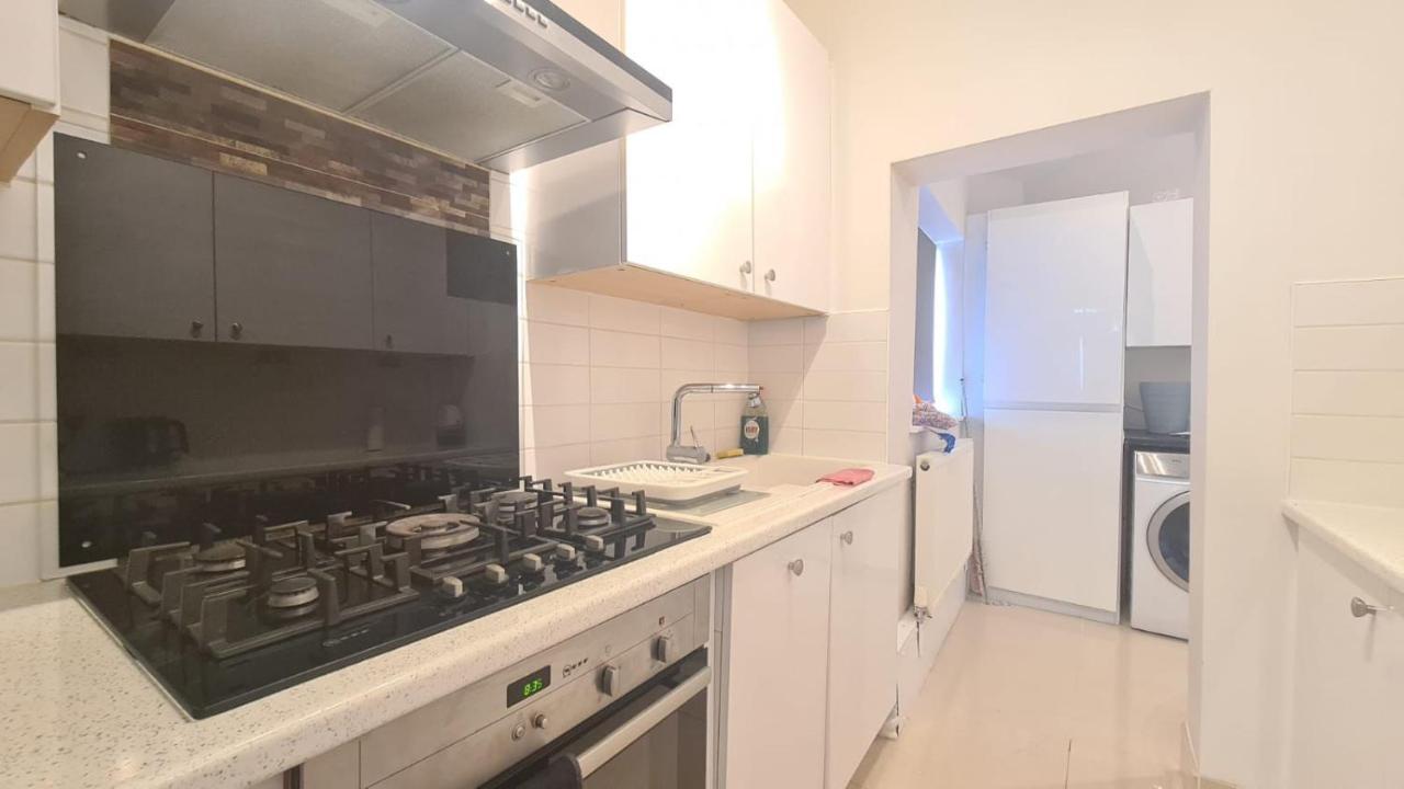Cosy In East Ham * London