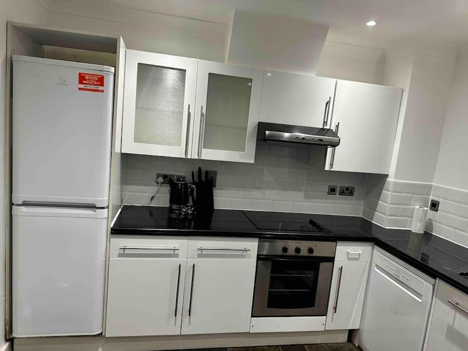 Apartment Chic Two Bed Flat In Fitzrovia *