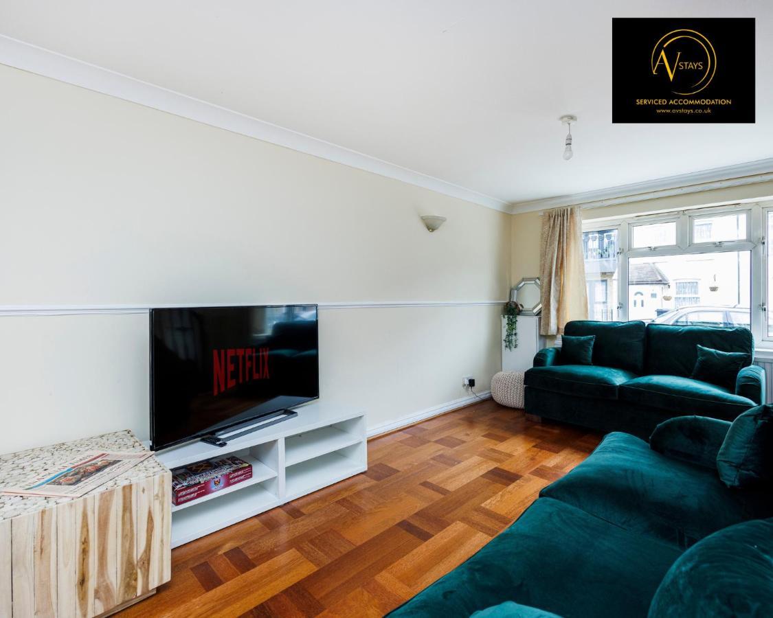 2 Bedroom House By Av Stays Short Lets Croydon With Free Wi-fi Ferienhaus