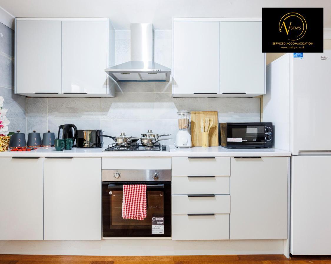 2 Bedroom House By Av Stays Short Lets Croydon With Free Wi-fi Ferienhaus *