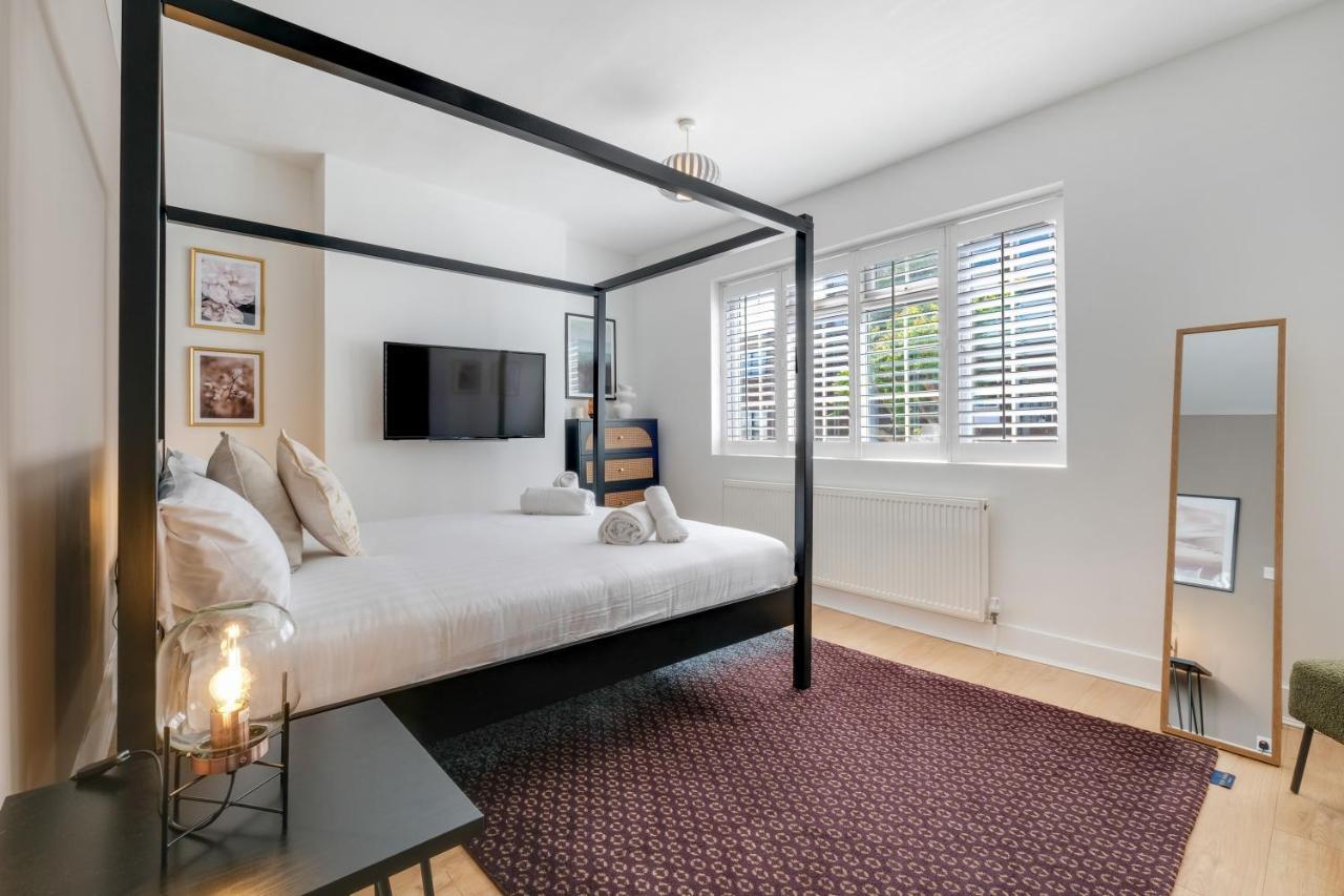 Holiday home Luxury 3 Bedroom 2 Bathroom House, Fulham By 360stays *