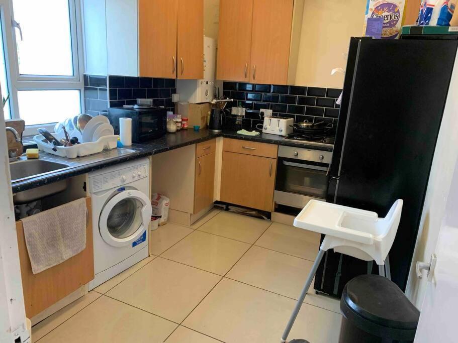 Apartment Entire 2 Bedroom *