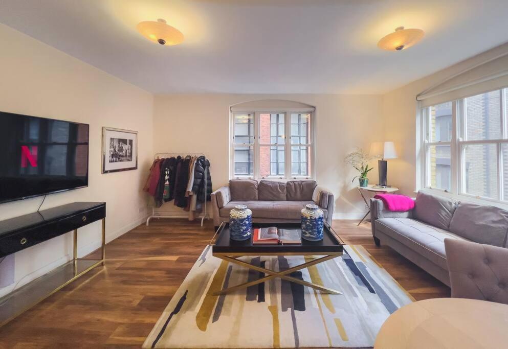 Covent Garden Haven - 2 Bedrooms. 2 Bathrooms Appartamento Londra