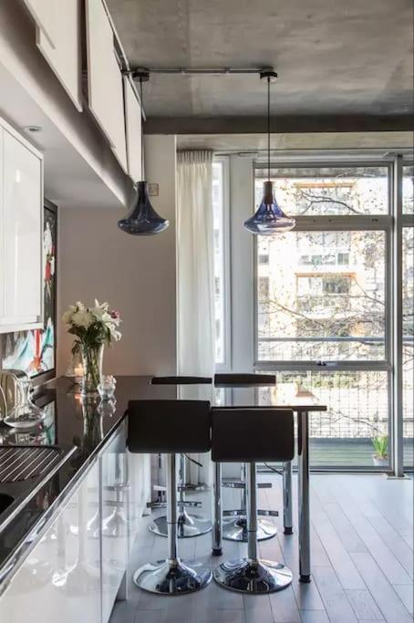Canal-side In Shoreditch Appartement *