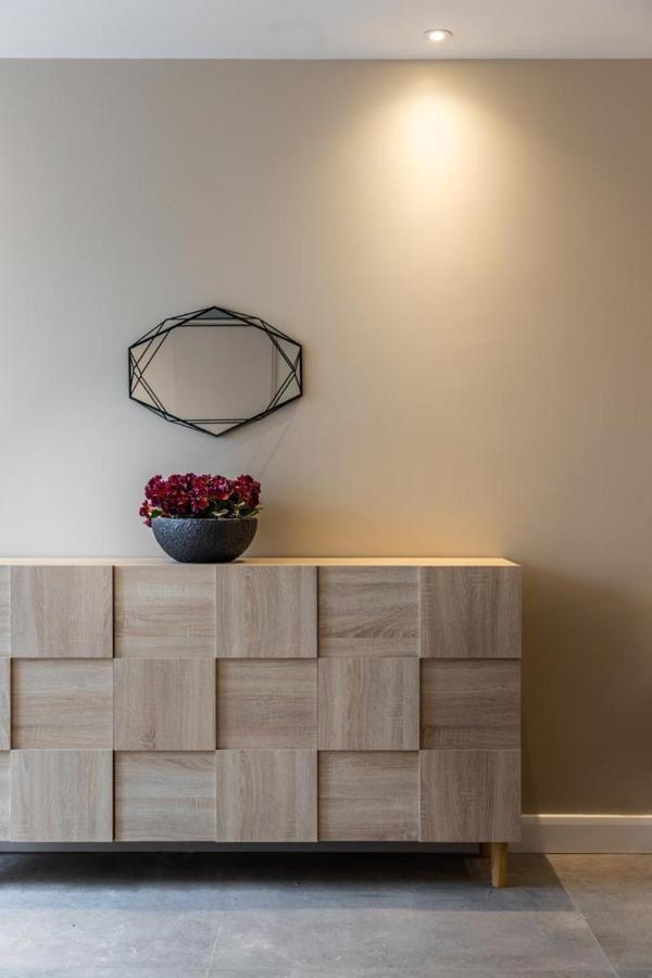 Lägenhet Modern&luxurios 1 Bed Apartment-prime Location. *