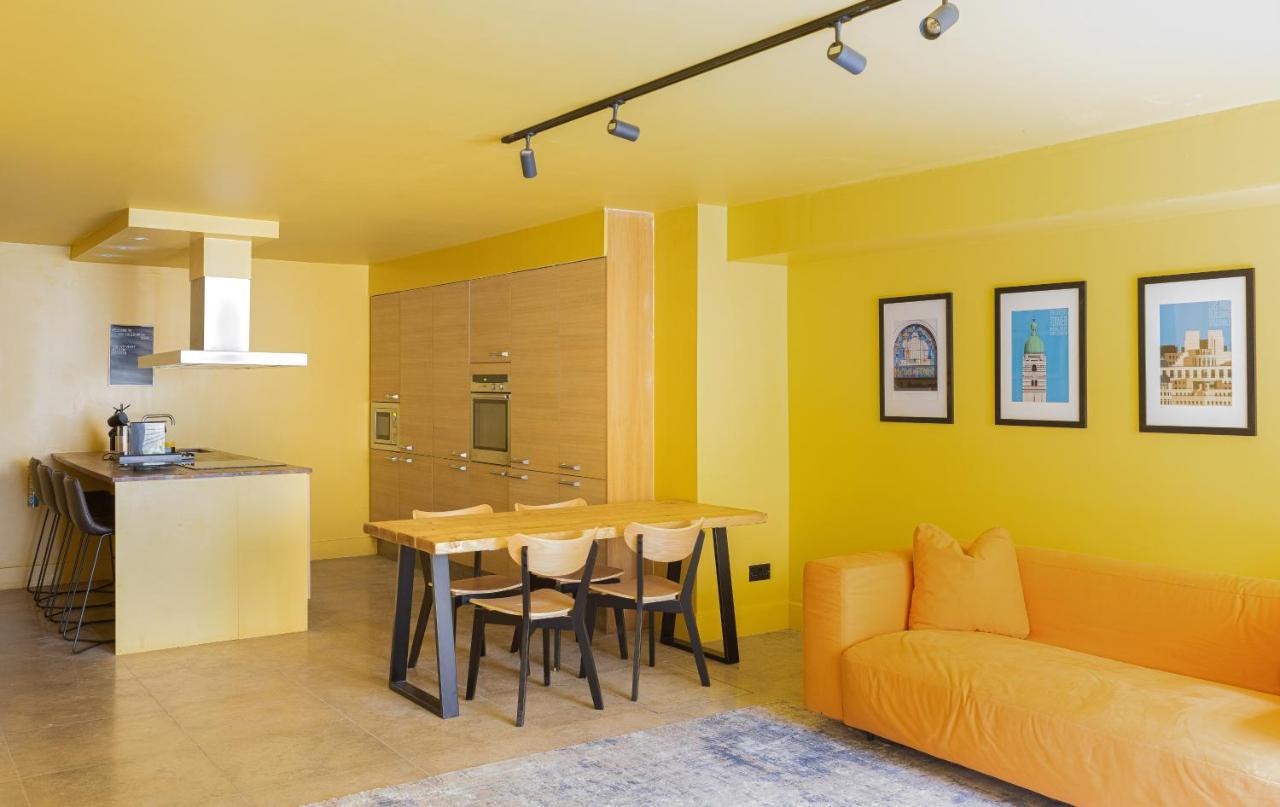 189a Caledonian Road, London, N1 0sl * London
