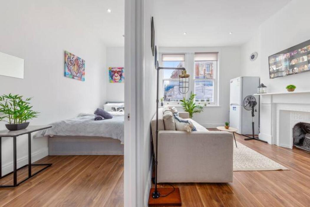 Living 2 Bedroom Flat 2 Mins To Clapahm Junction Cj Appartement *