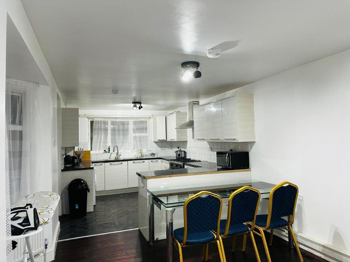 Blue Rain 2 Homestay London