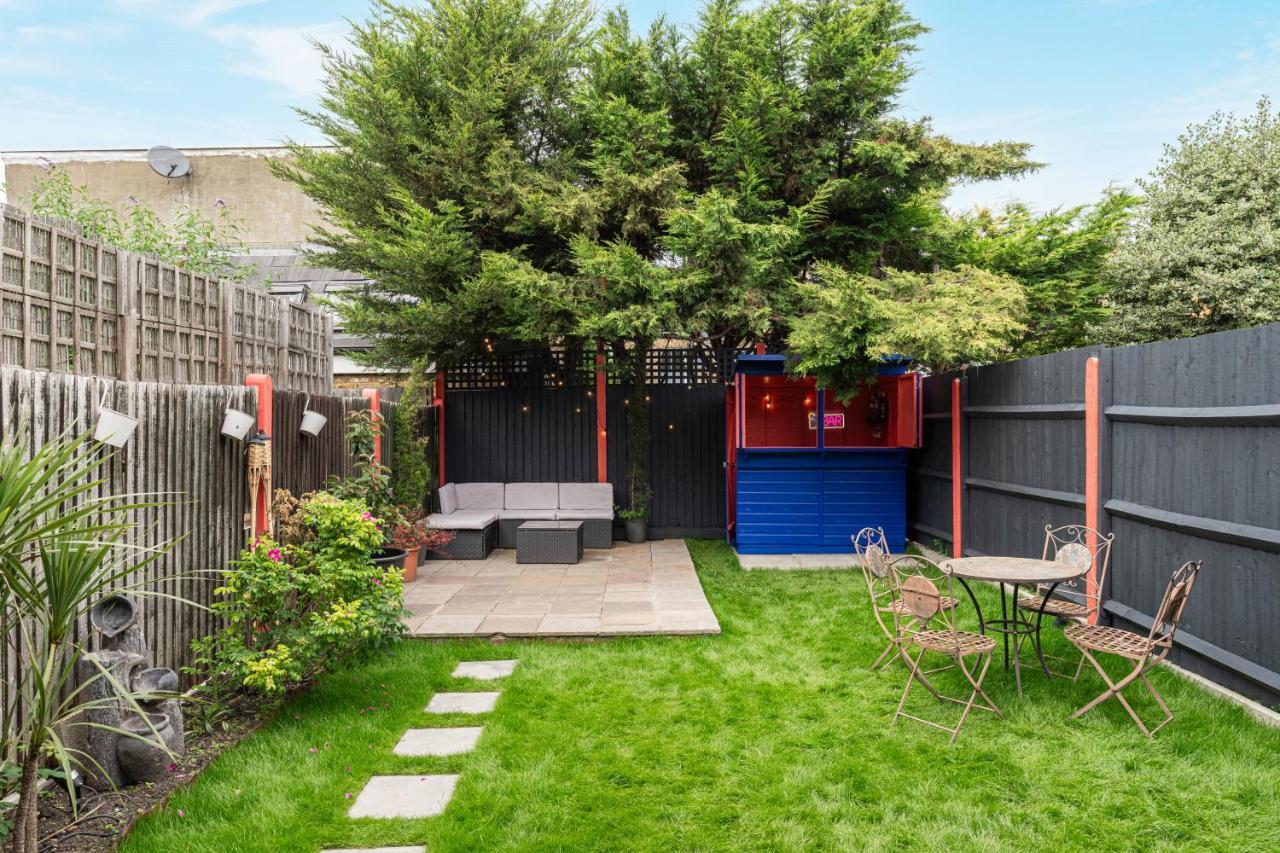 Altido Stunning 2 Bed House With Garden And Free Parking, Near Clapham Park * London