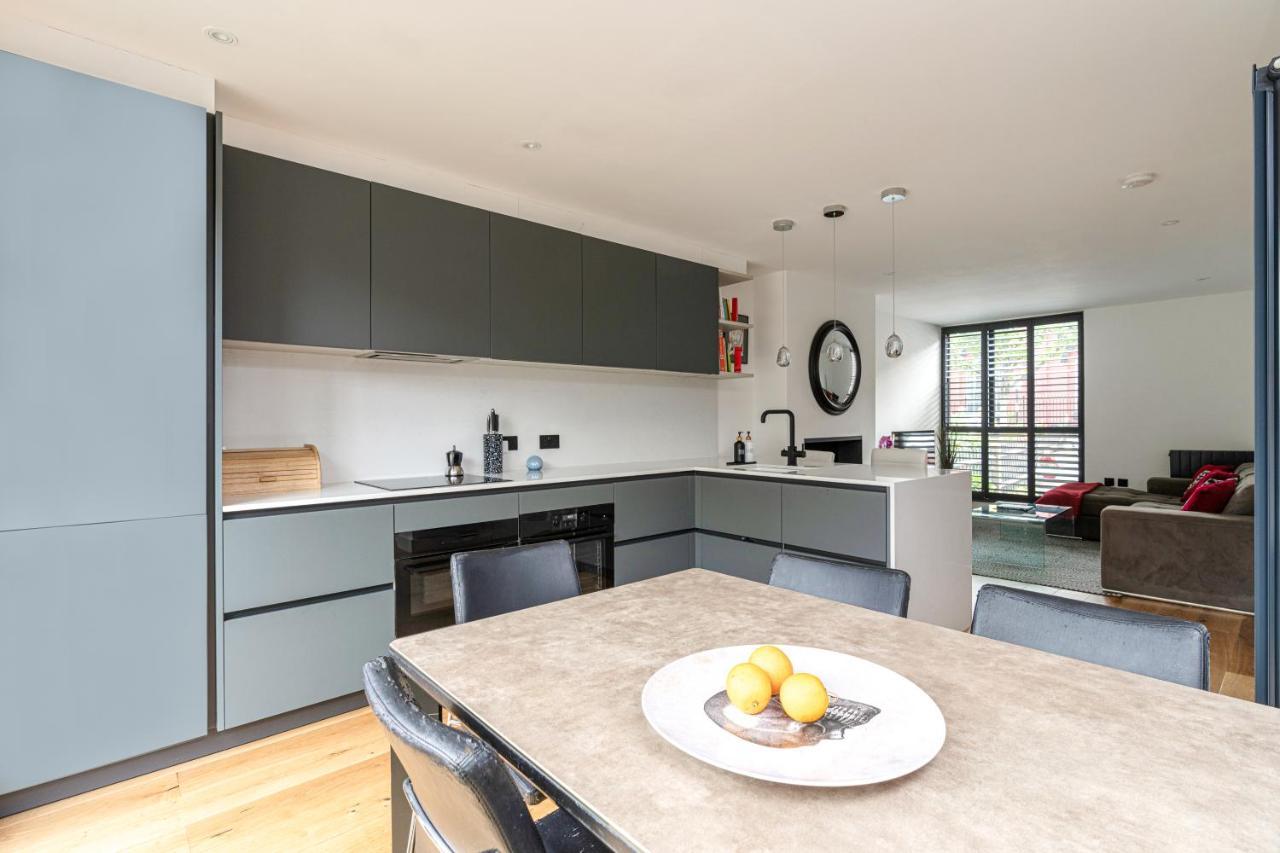 Altido Stunning 2 Bed House With Garden And Free Parking, Near Clapham Park Ferienhaus *