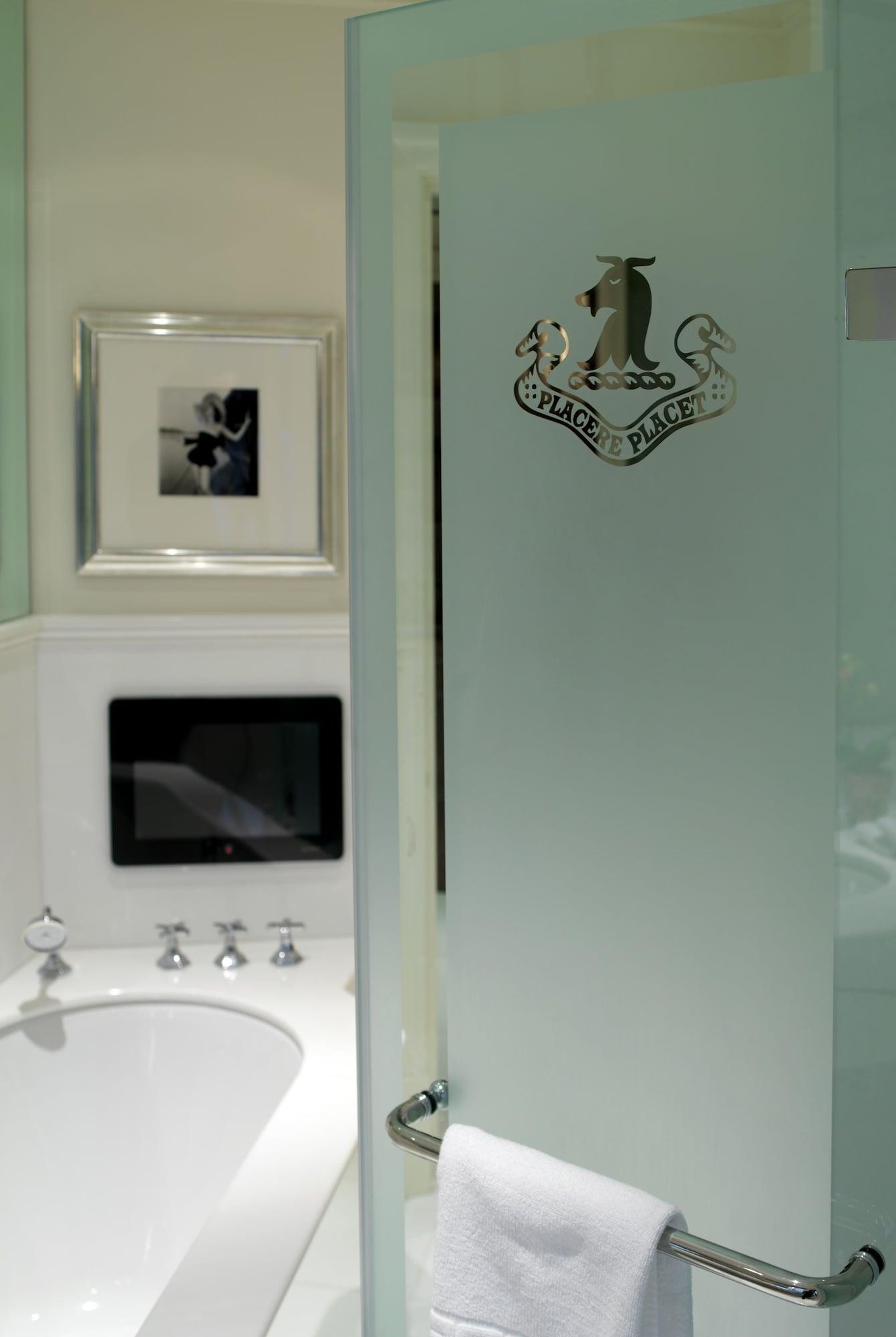 The Connaught, Maybourne Collection Hotell 5*