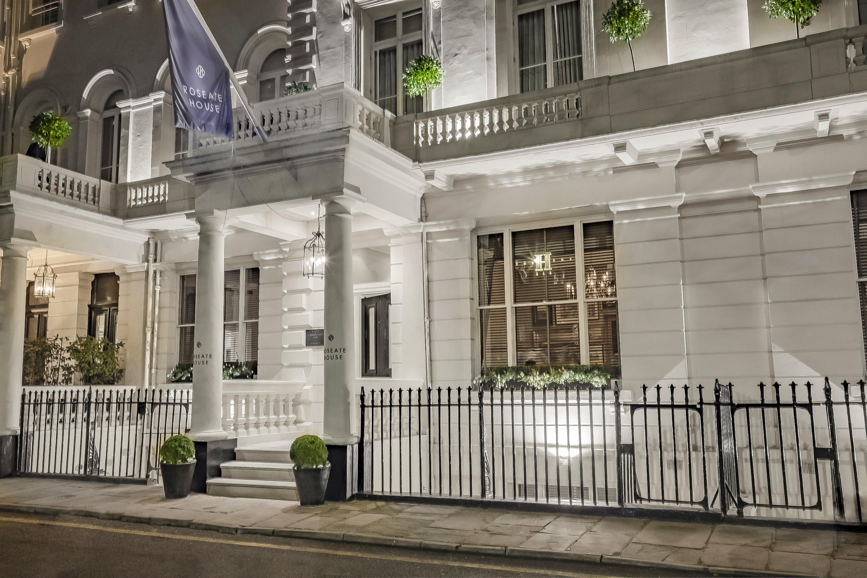 Hotel Roseate House