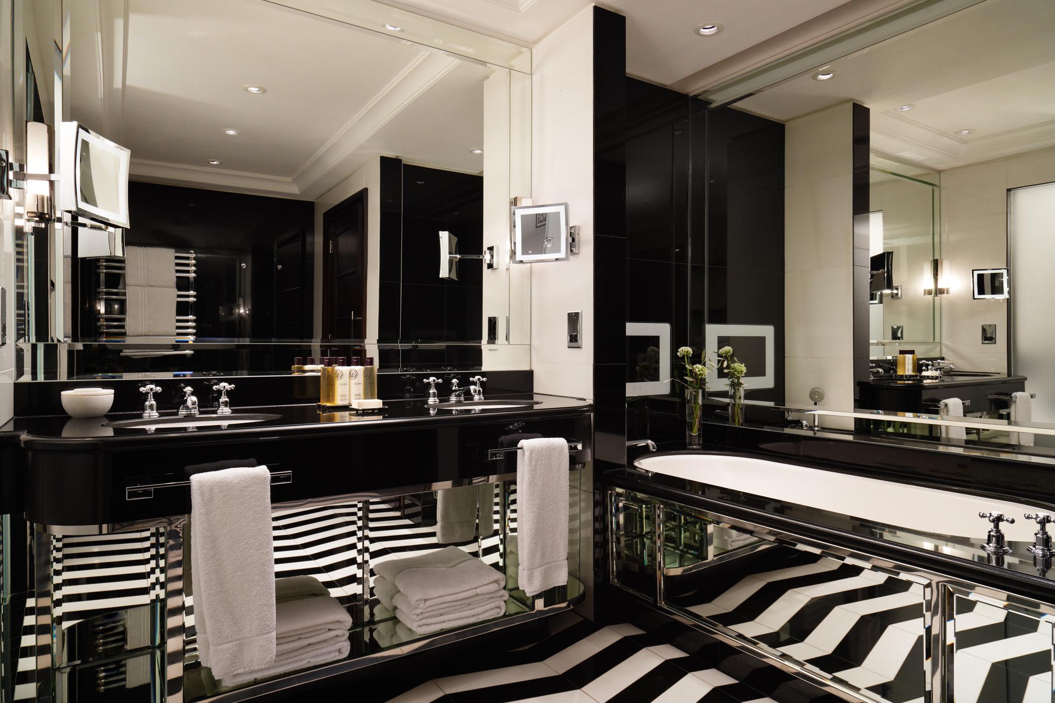 Hotell Corinthia 5*