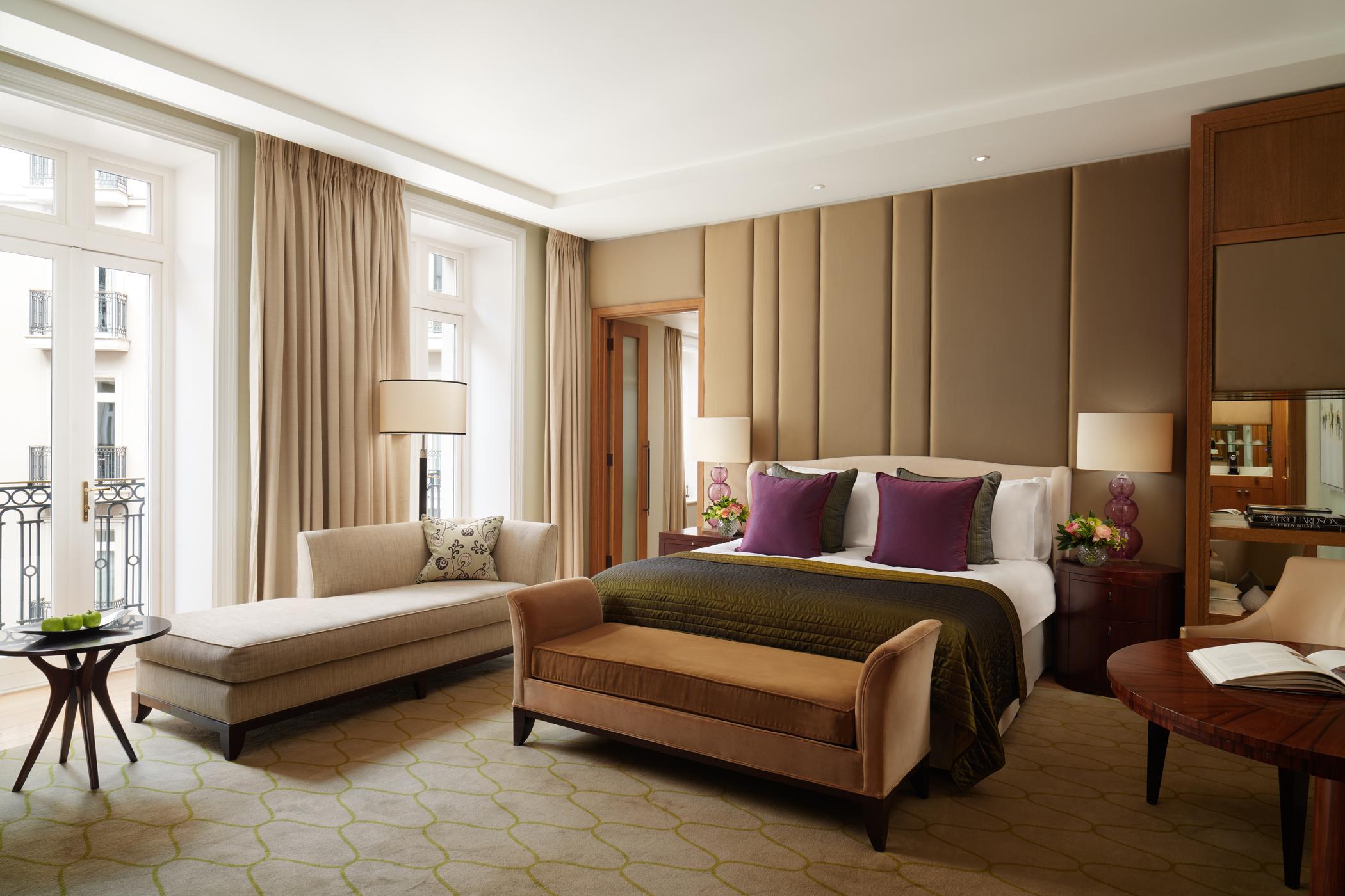Hotell Corinthia 5*