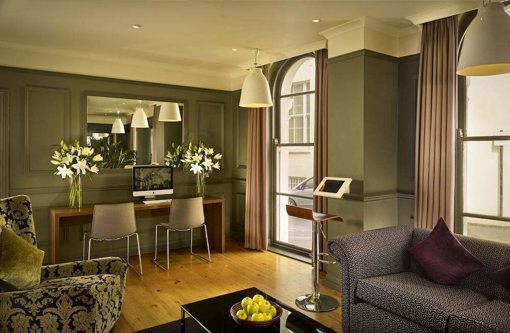 Aparthotel Citadines South Kensington 4*
