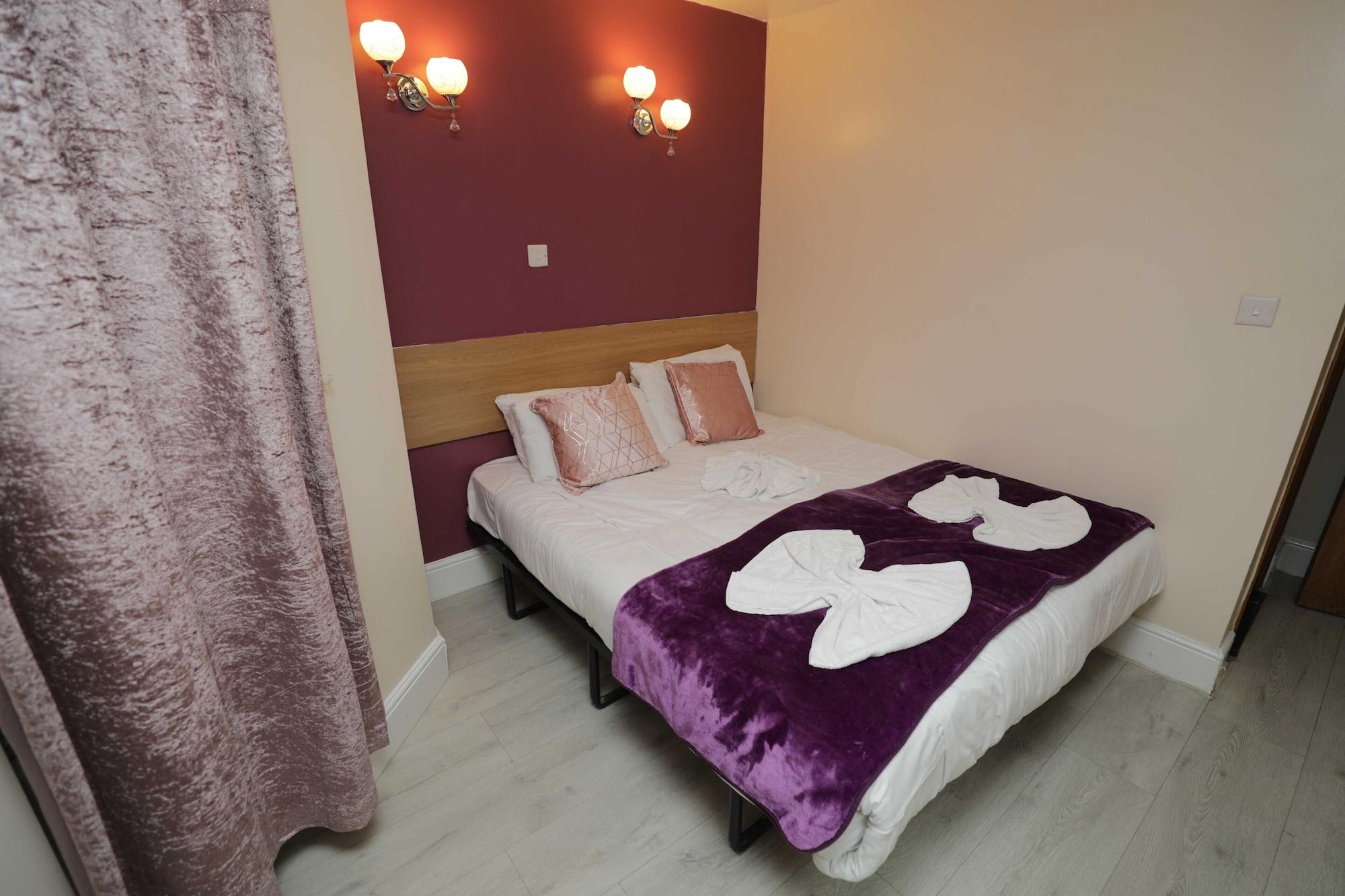 Holland Hotell 2*