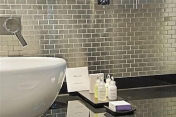 Montcalm Mayfair, Autograph Collection