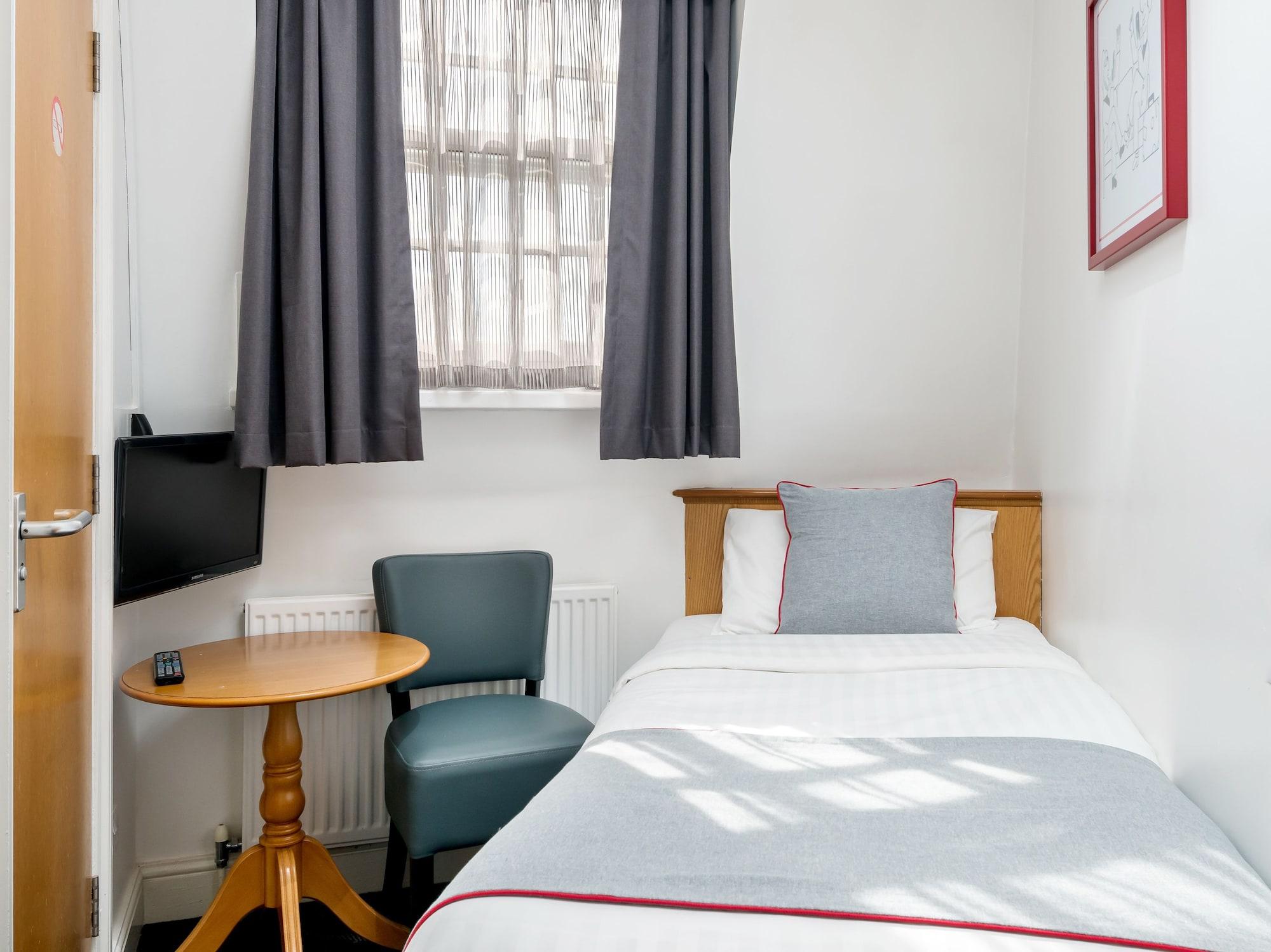 Hotel Oyo Townhouse New England, Victoria London