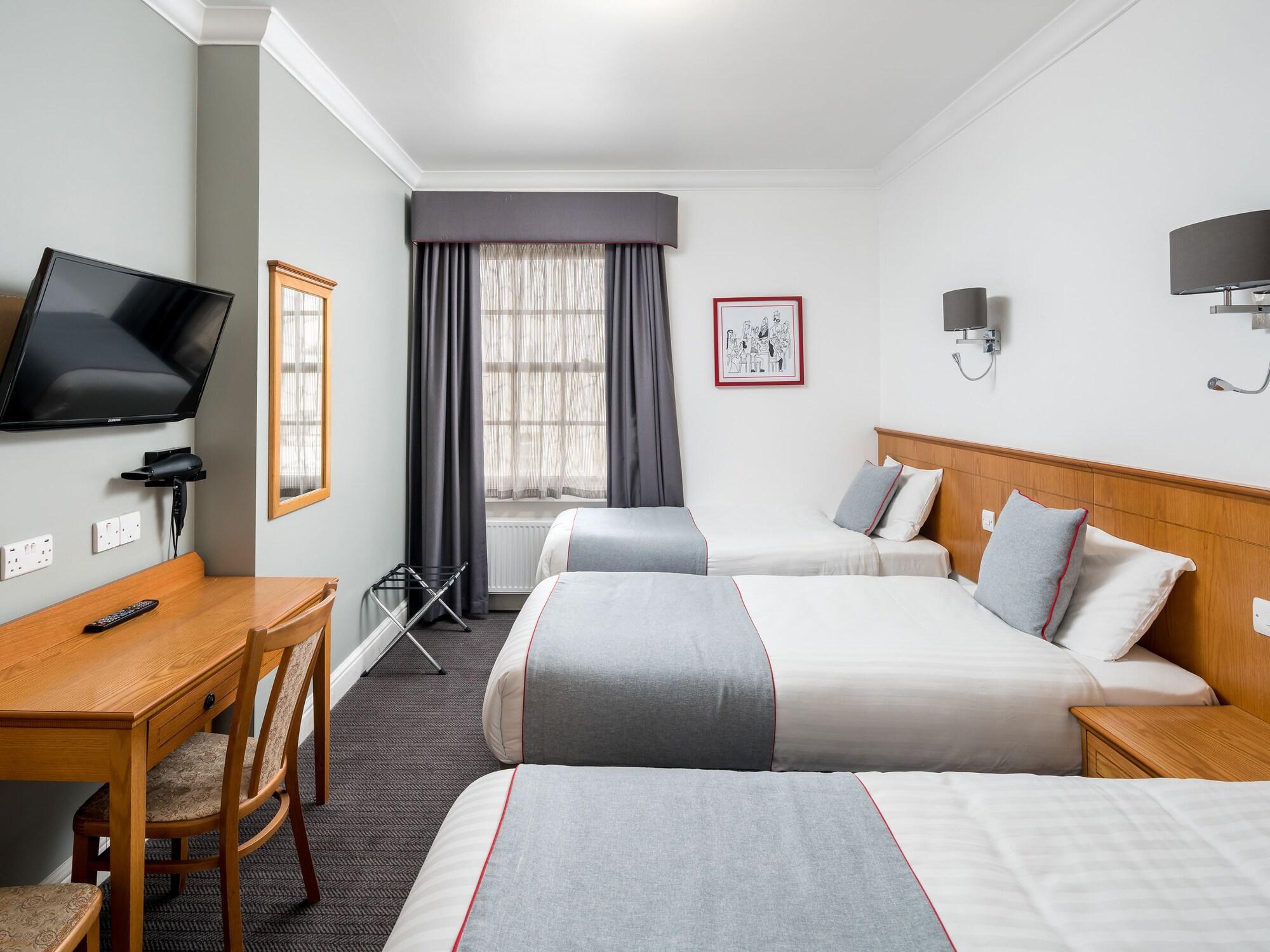 Oyo Townhouse New England, Victoria 3*