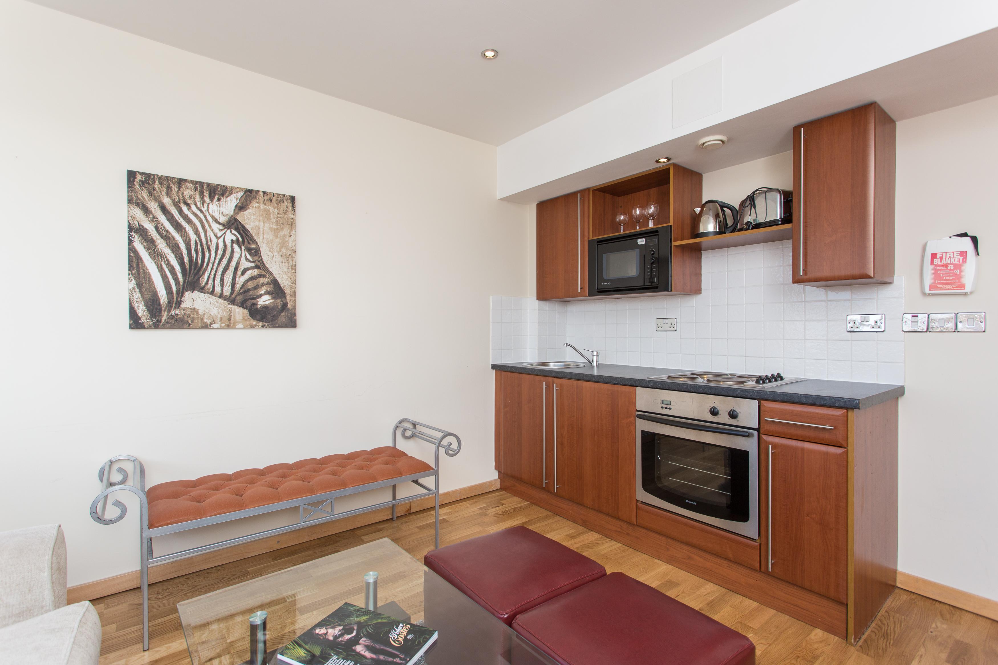 Roland House 3* Londra