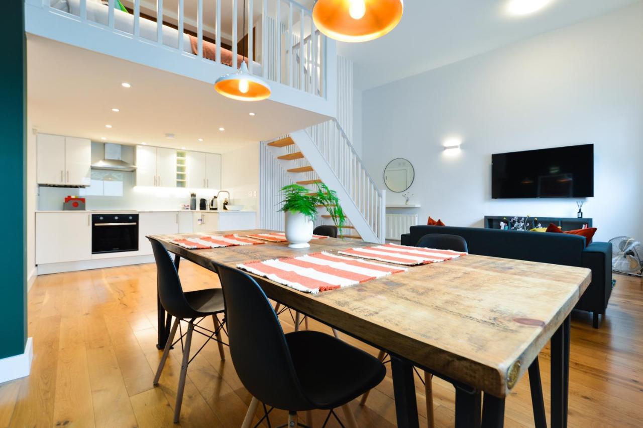 Spacious West Hampstead With Mezzanine Bedroom By Concept Apartment London