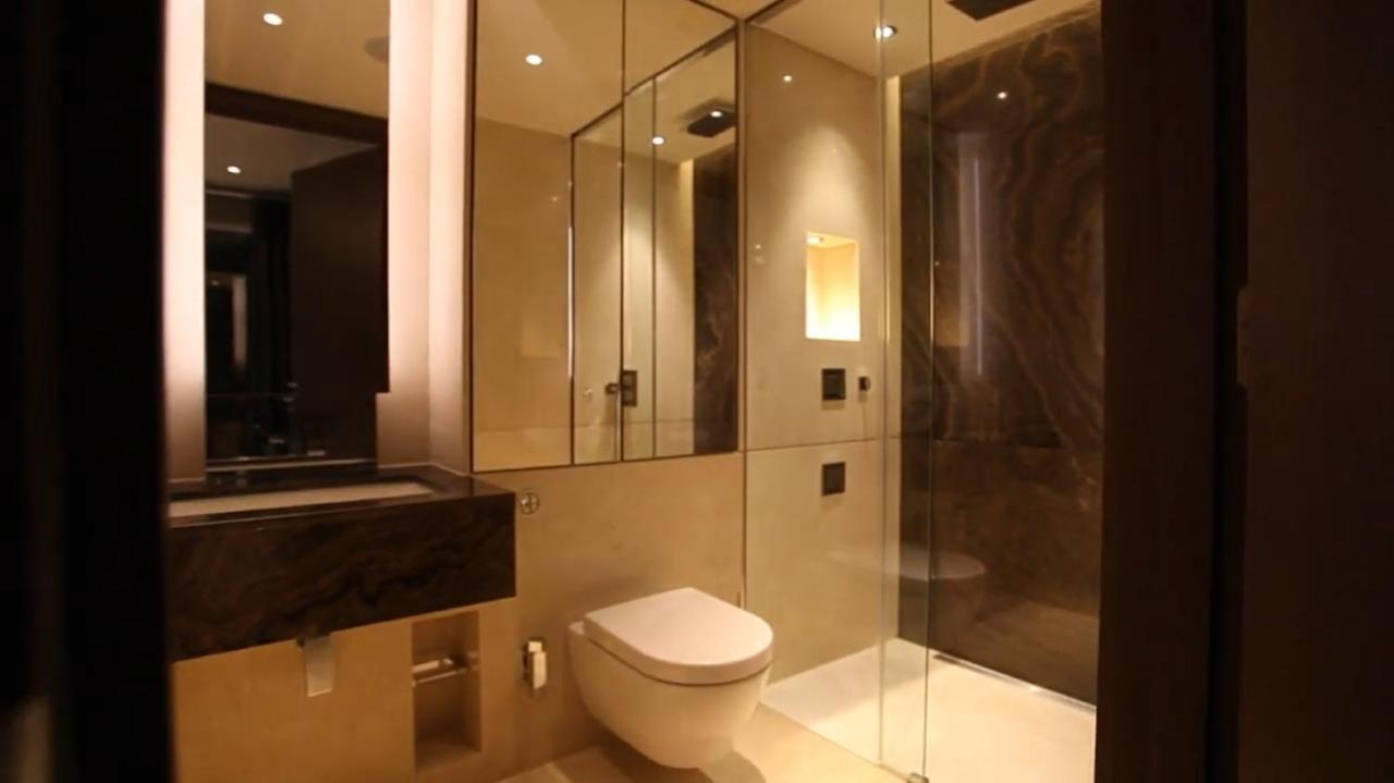 Apartment Luxurious Three Bedroom Flat In Chelsea Creek