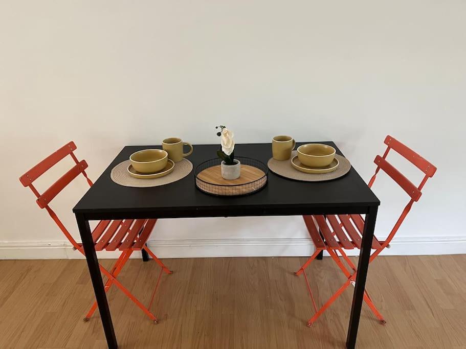 3 Bedrooms Flat Crystal Palace Appartement Londres