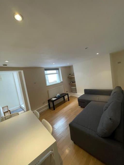 Cosy 1 Bedroom Flat Near The Eye Appartement Londres