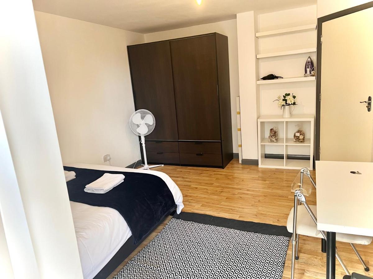 White Chapel Holiday 2 Bedroom Appartement