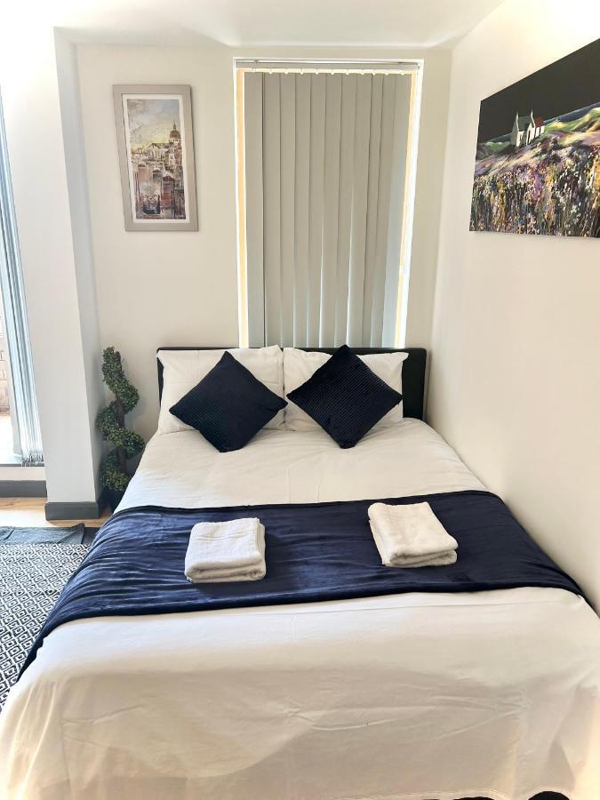 White Chapel Holiday 2 Bedroom Appartement Londen