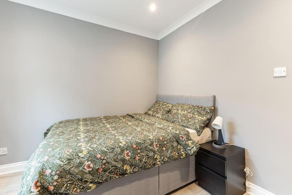 Appartement Cozy 3-bedroom Flat In Willesden *