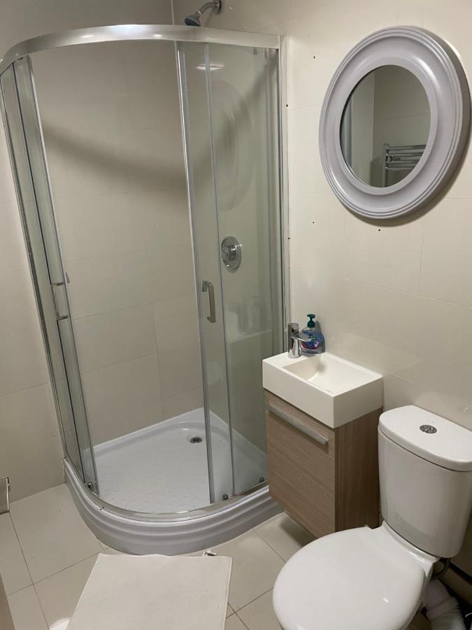 Apartment Mac-stephneil Homes London