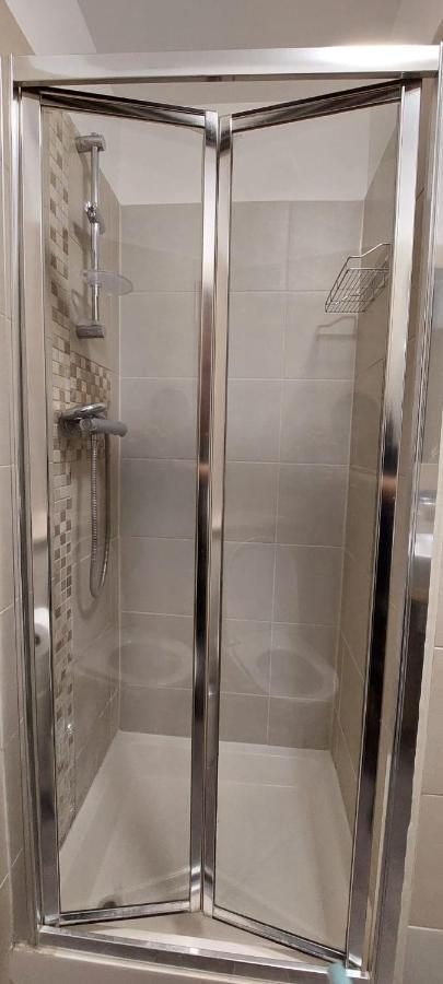 One Bedroom Flat In Finchley Road London
