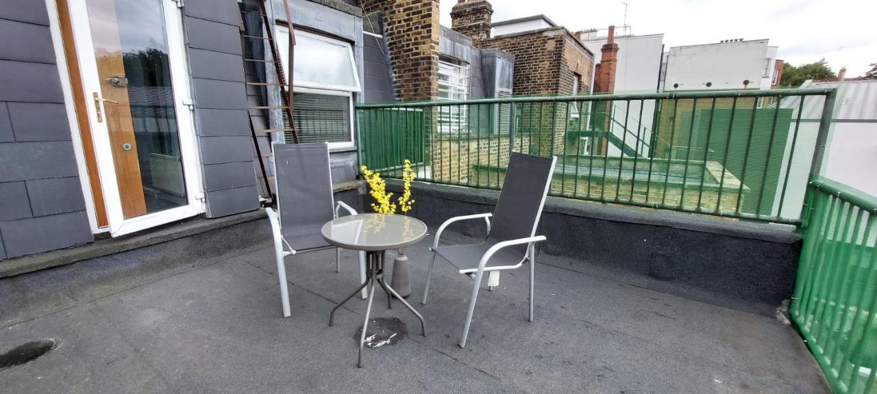 One Bedroom Flat In Finchley Road * London
