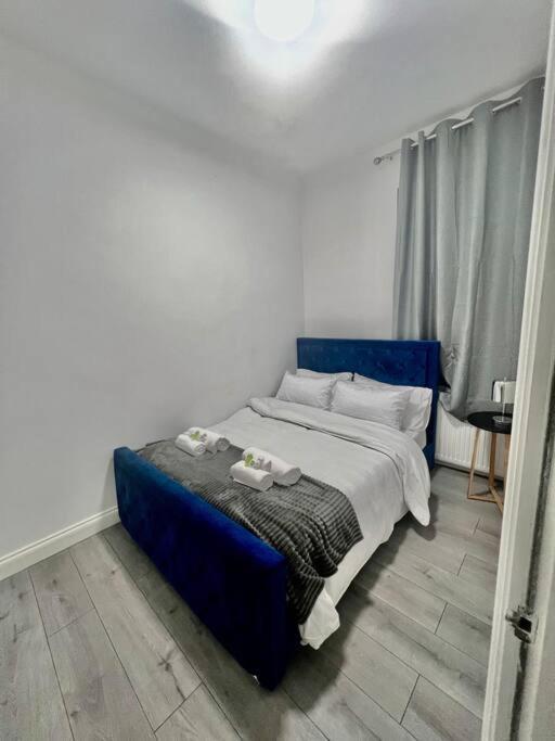 Flat 3 Battersea Park Rd, 2 Bedroom, 1 Bathroom Flat Lejlighed *