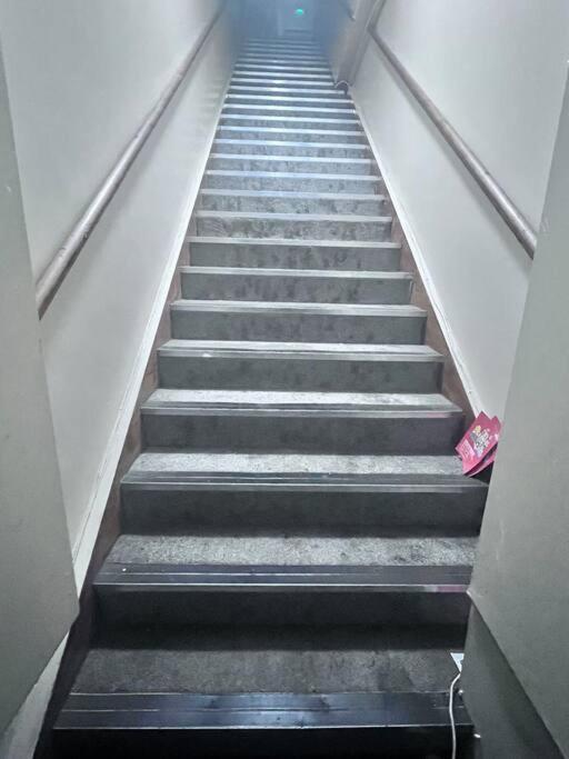 Flat 7 Near Westfield Centre, 1 Bedroom, 1 Bathroom Flat Lägenhet *