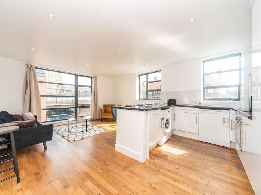 Lägenhet Bright & Modern 2-bed In Vibrant East