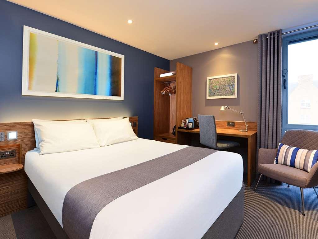 Hotel Travelodge Road 3*