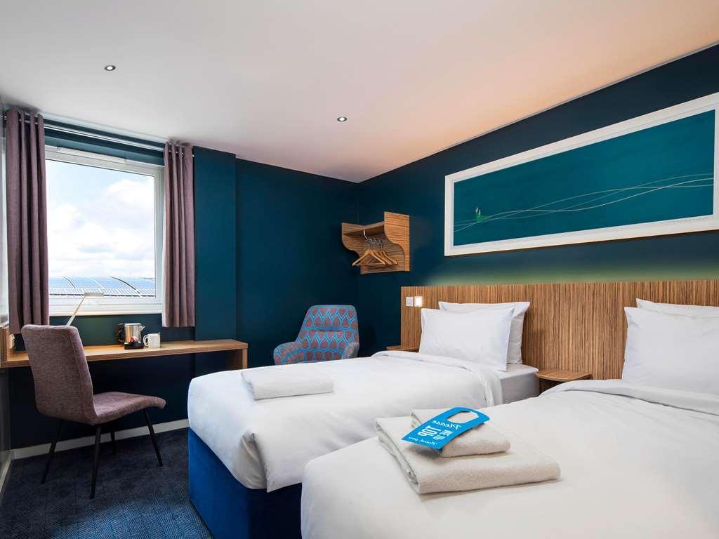 Travelodge Hackney 3* London