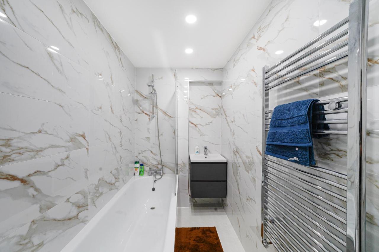 Apartment Livestay - Chiswick With Free Parking