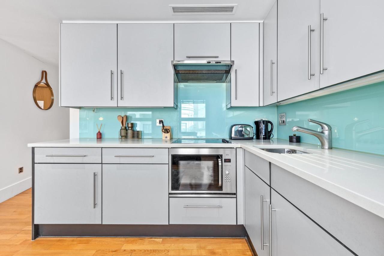 Piccadilly,stjames,mayfair In Heart Of Hy17 Londen