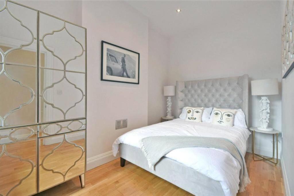 Lejlighed Luxury 3 Bed - Huge Outdoor Terrace & Amazing Transport Links London