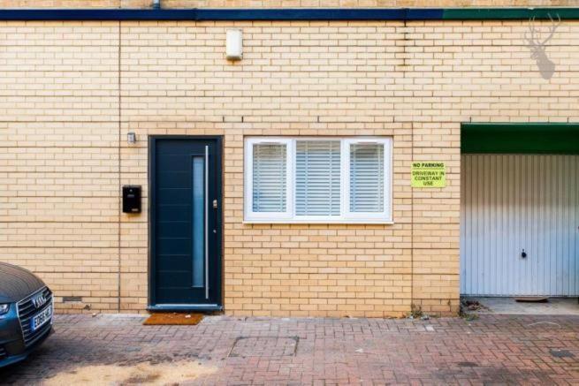 Modern 1 Bed Flat In The Heart Of Hackney Apartment London