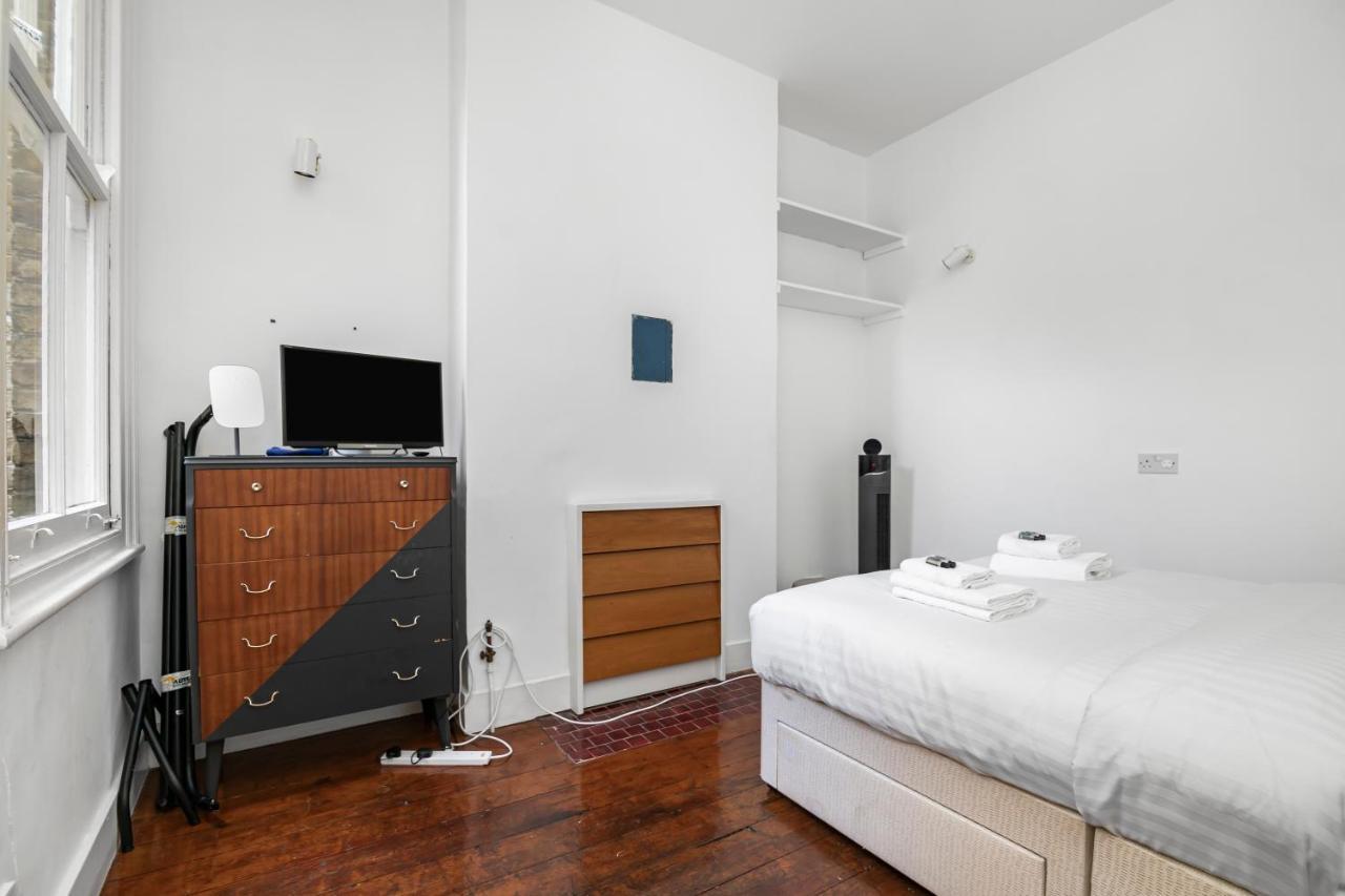 4 Bedroom Edwardian Family House Wgarden, Notting Hill