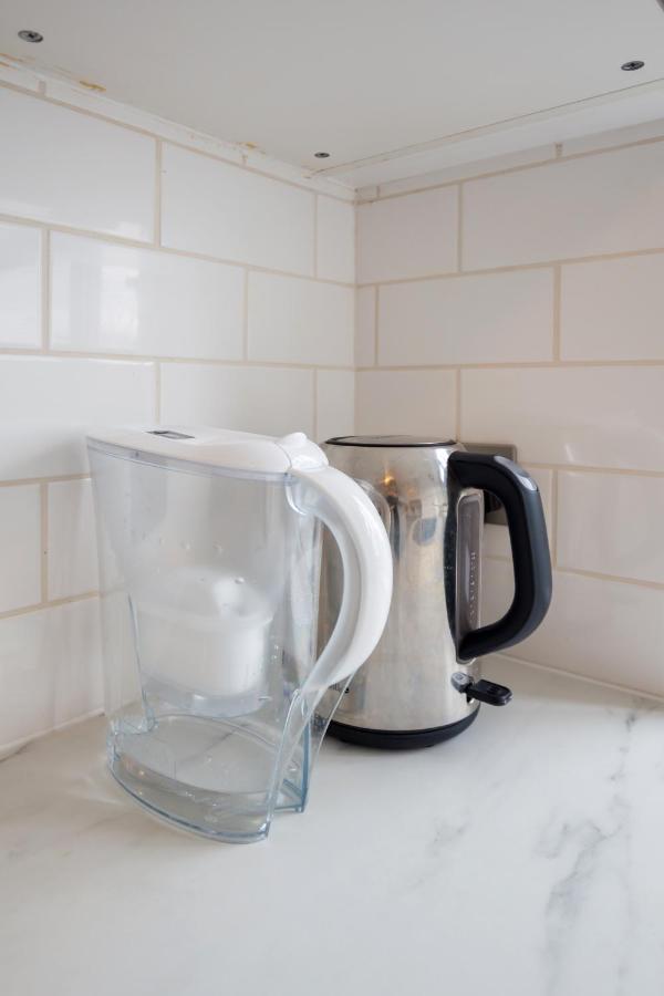 Stylish And Cosy 1 Bdr Apt, Ealing Broadway Lejlighed London