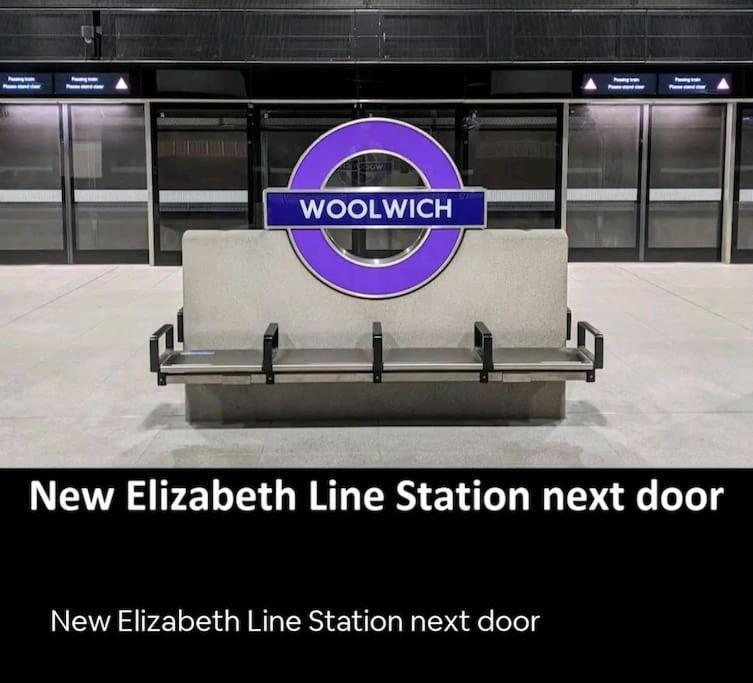 Snuggle - Riverside - Views Over Looking River Thames, Close To O2 Arena, Excel, Airport, Thames Clipper- River Boat Service, Woolwich Ferry, Onsite Parking, Twin Option Available Lägenhet
