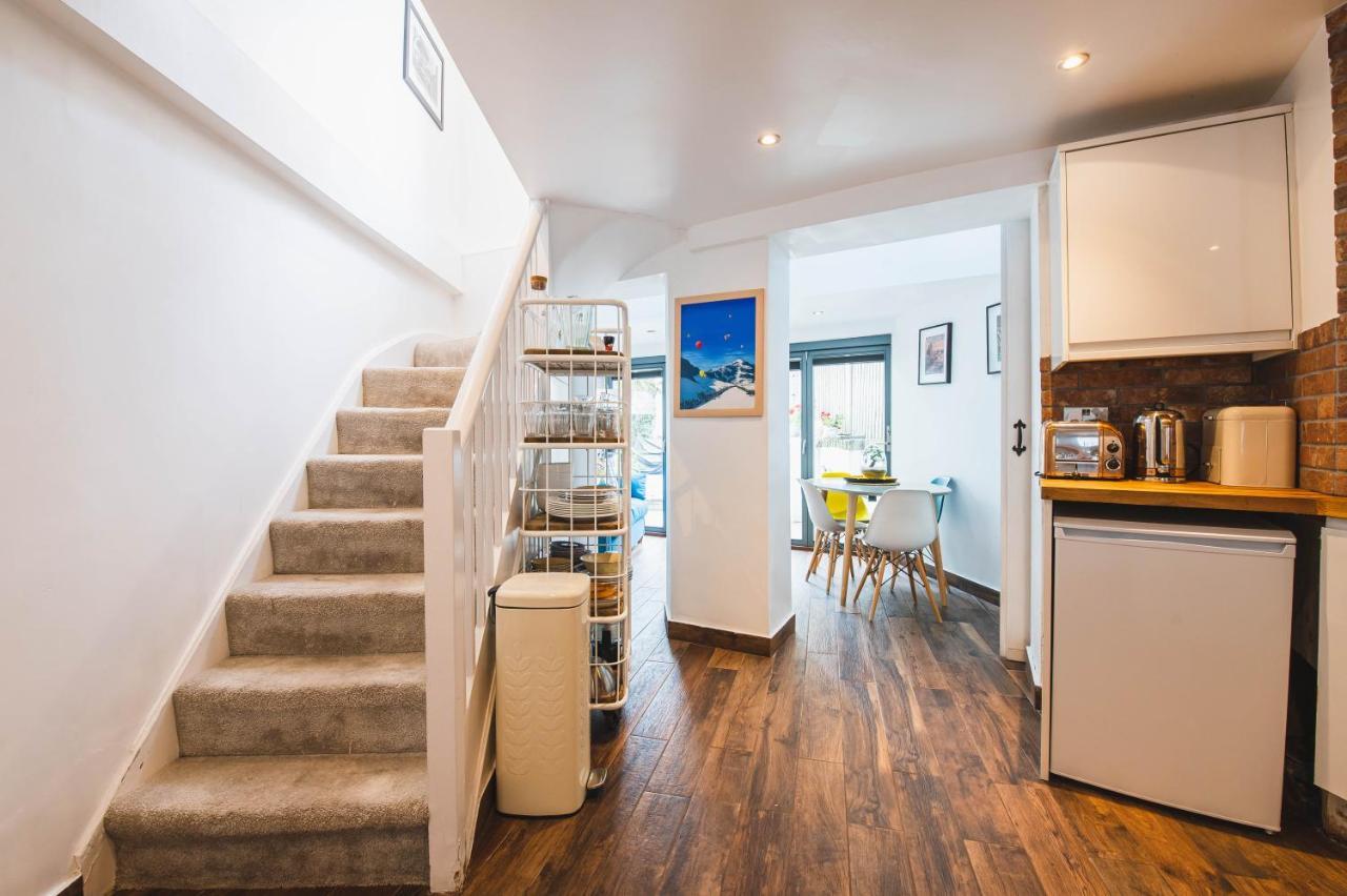 Ferienhaus Pass The Keys - Modern & Stylish Garden In Islington *