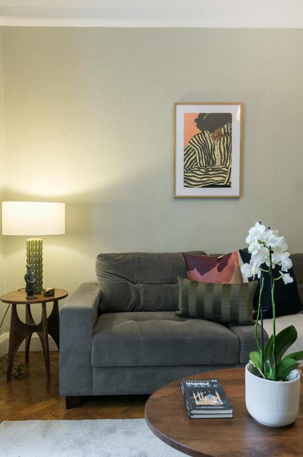 Apartment Chic 1 Bedroom In Bloomsbury, Sleeps 4 *