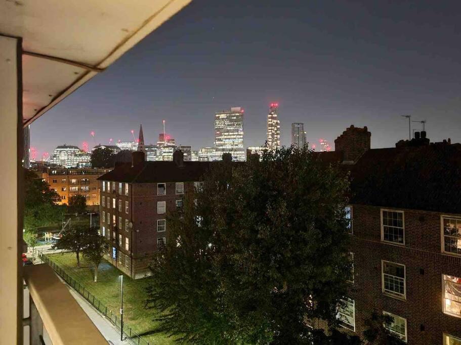 Charming Studio In Bricklane Londres