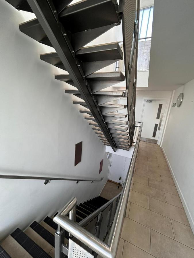 Bright And Airy Islington London
